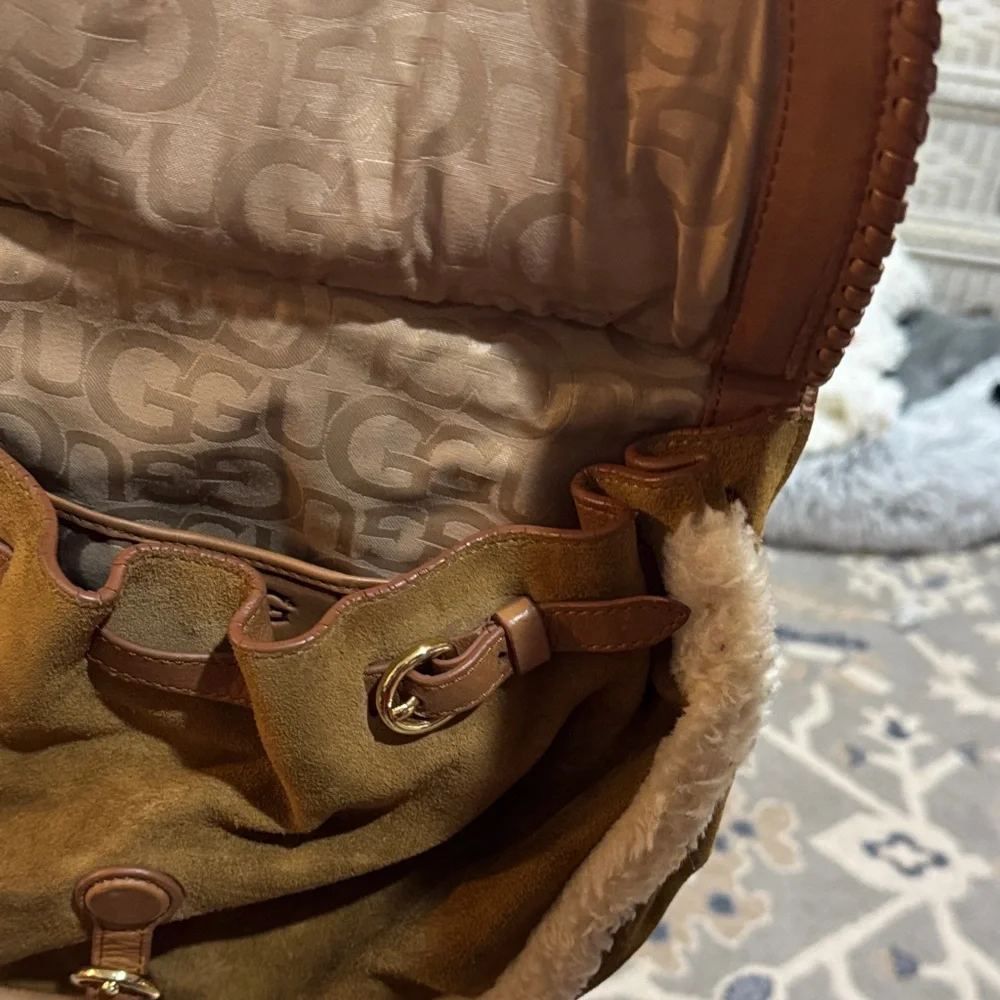 Cozy Ugg Shearling Hobo Bag - Cream and Brown - Picture 2 of 6